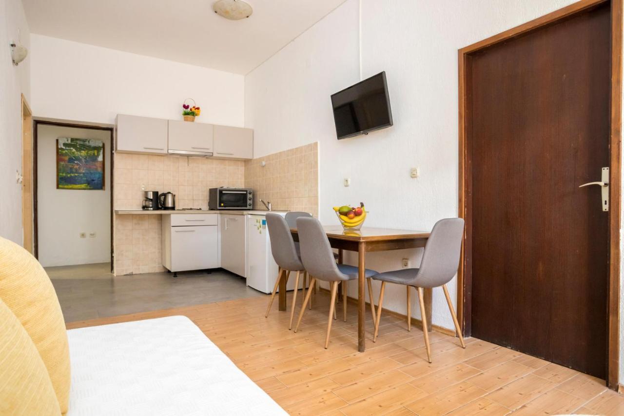 Apartments Sunset นยีวีเซ ภายนอก รูปภาพ